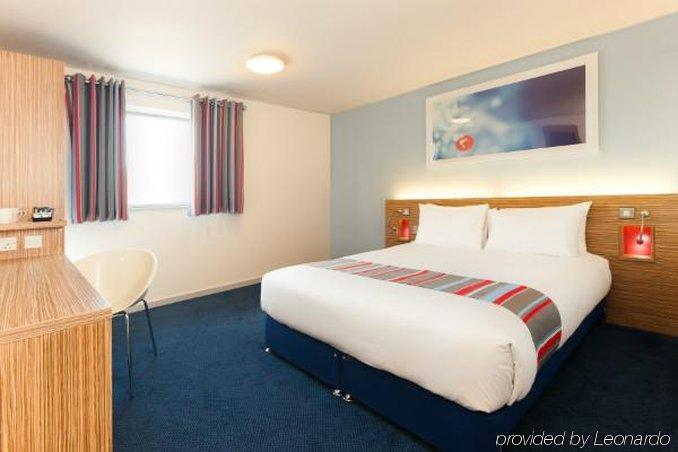 Travelodge Newcastle Central Bagian luar foto