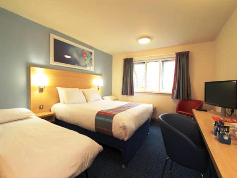 Travelodge Newcastle Central Bagian luar foto