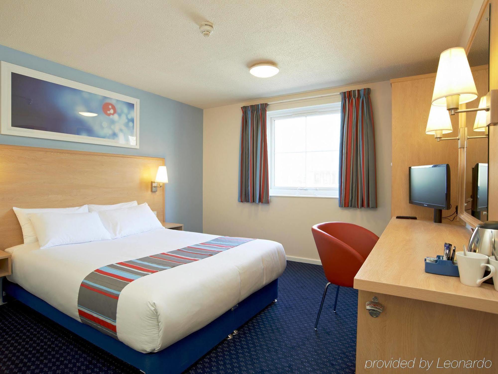 Travelodge Newcastle Central Bagian luar foto