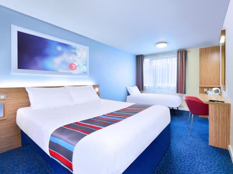 Travelodge Newcastle Central Bagian luar foto