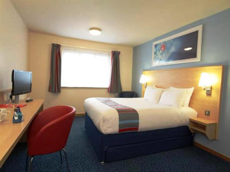 Travelodge Newcastle Central Bagian luar foto